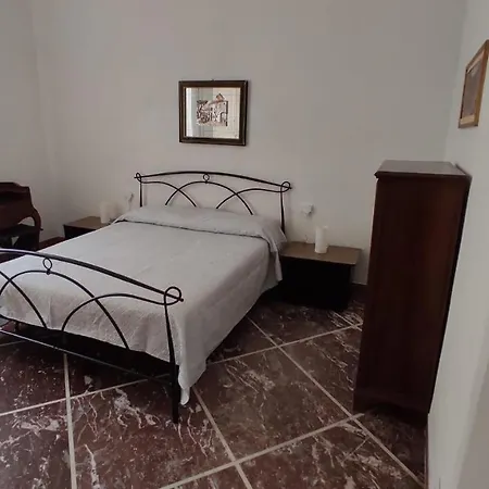In Centro Da Ema Apartment